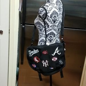 ⚾️MLB Messenger Bag